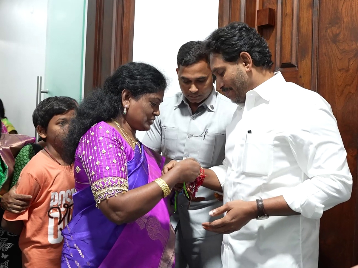 YSRCP Women Leaders Tied Rakhi To YS Jagan At Tadepalli Office Photos23