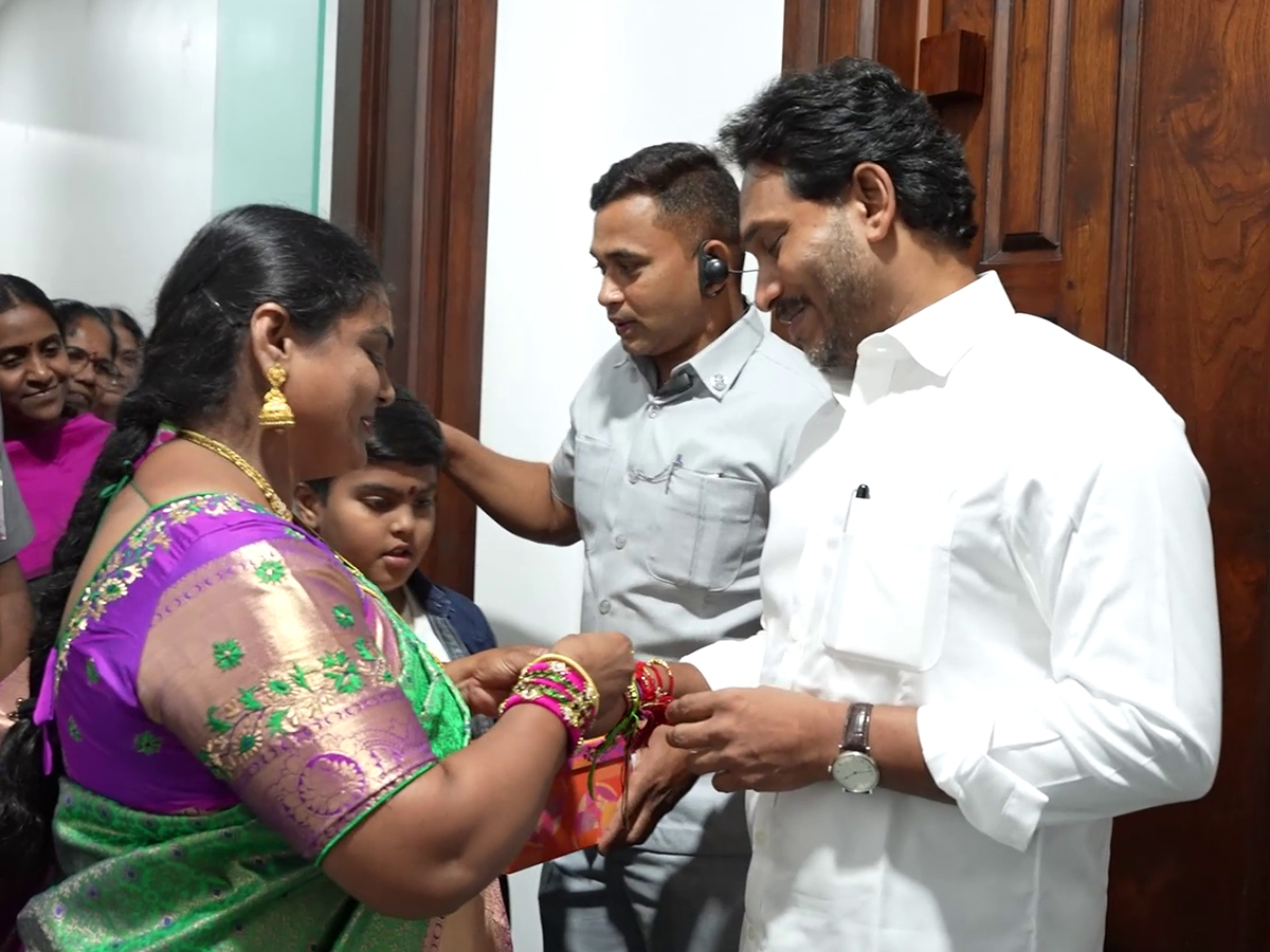 YSRCP Women Leaders Tied Rakhi To YS Jagan At Tadepalli Office Photos24