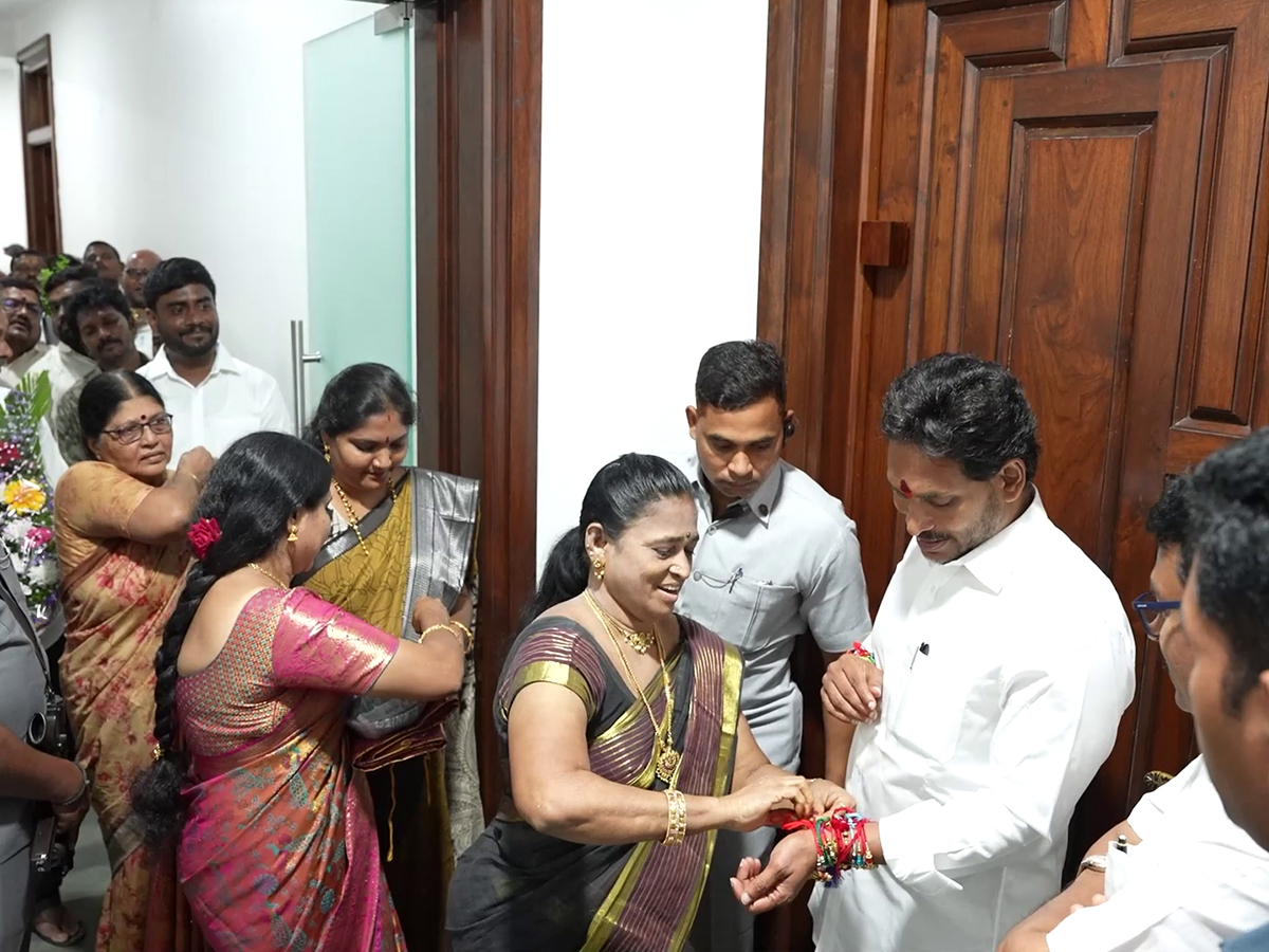 YSRCP Women Leaders Tied Rakhi To YS Jagan At Tadepalli Office Photos36