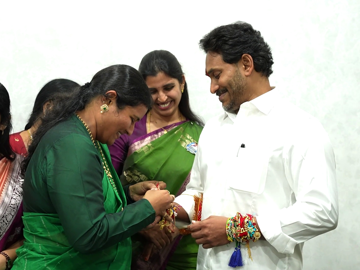 YSRCP Women Leaders Tied Rakhi To YS Jagan At Tadepalli Office Photos6