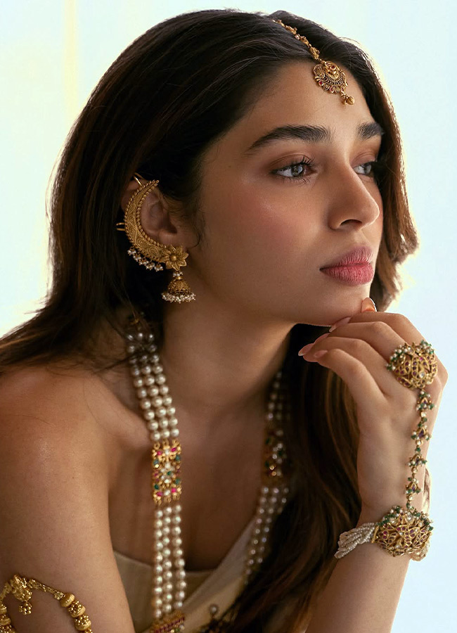 Kriti Shetty Steals the Spotlight at Kerala Onam Celebrations Photos4