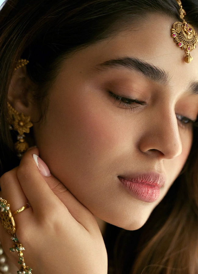 Kriti Shetty Steals the Spotlight at Kerala Onam Celebrations Photos9