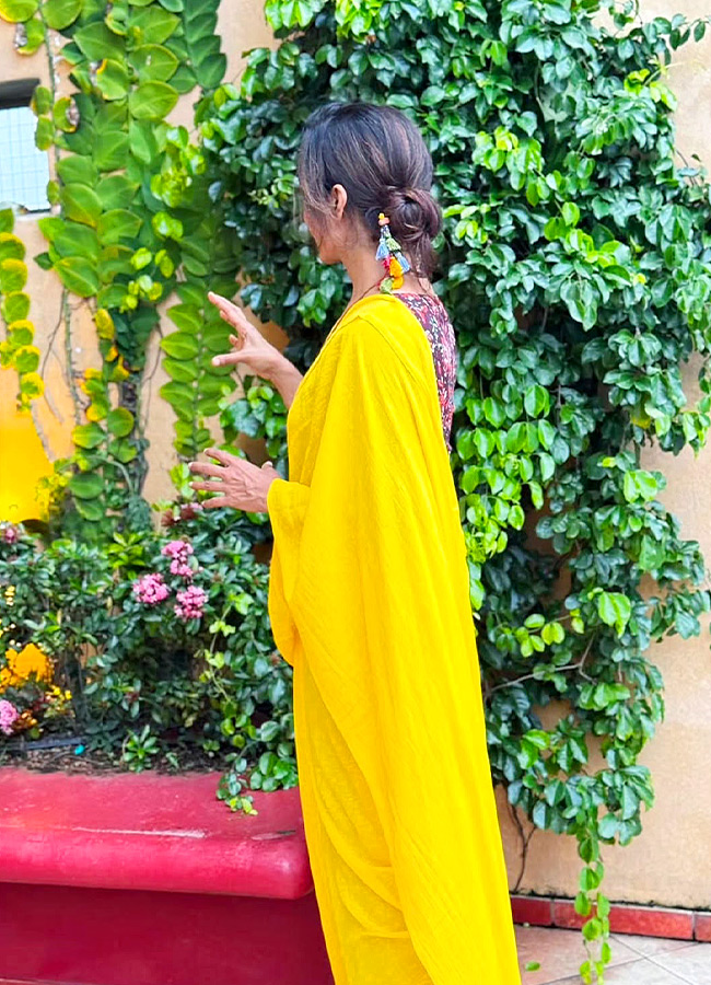 Manju Warrier Stuns in Traditional Attire Photos8