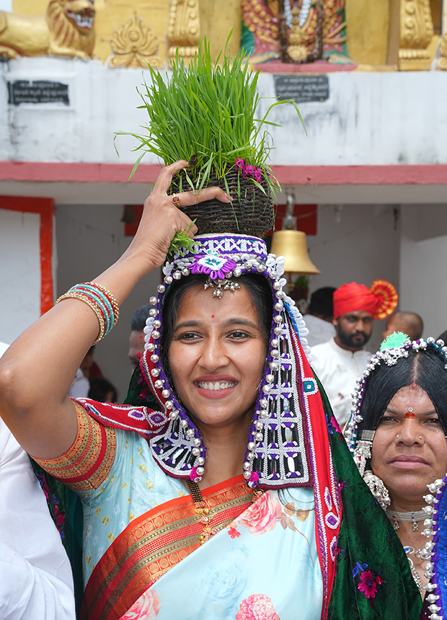 Teej celebrations reach a fever pitch in Ranga Reddy8