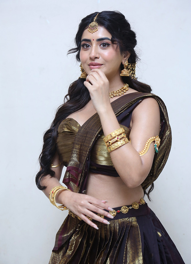 Actress Rashi SIngh At Rambha Urvasi Menaka Movie Photos2