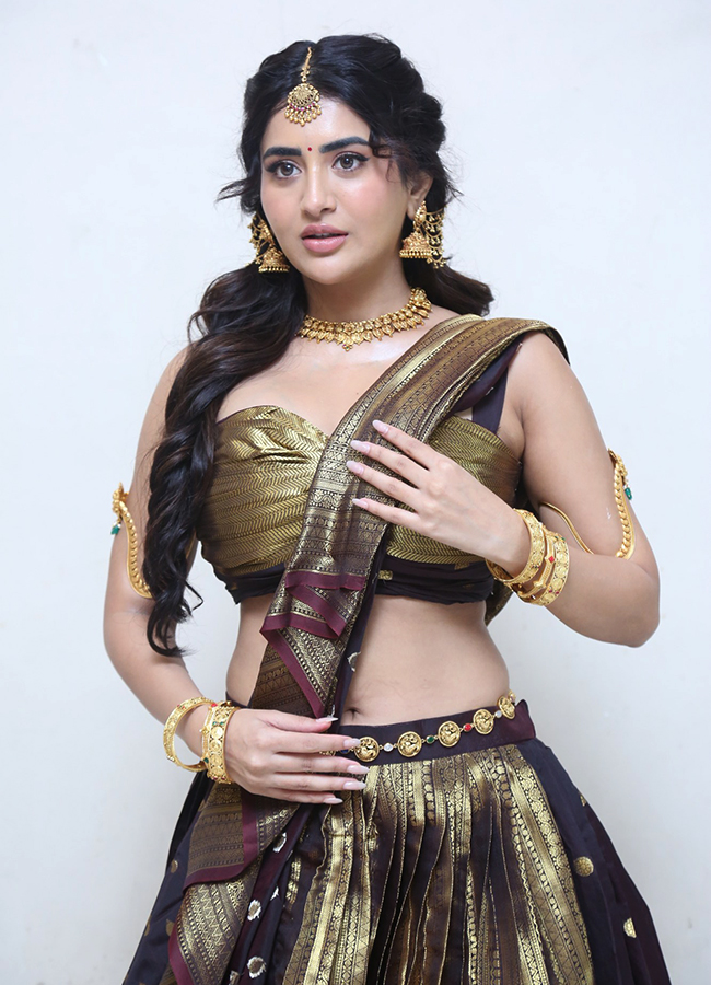 Actress Rashi SIngh At Rambha Urvasi Menaka Movie Photos3