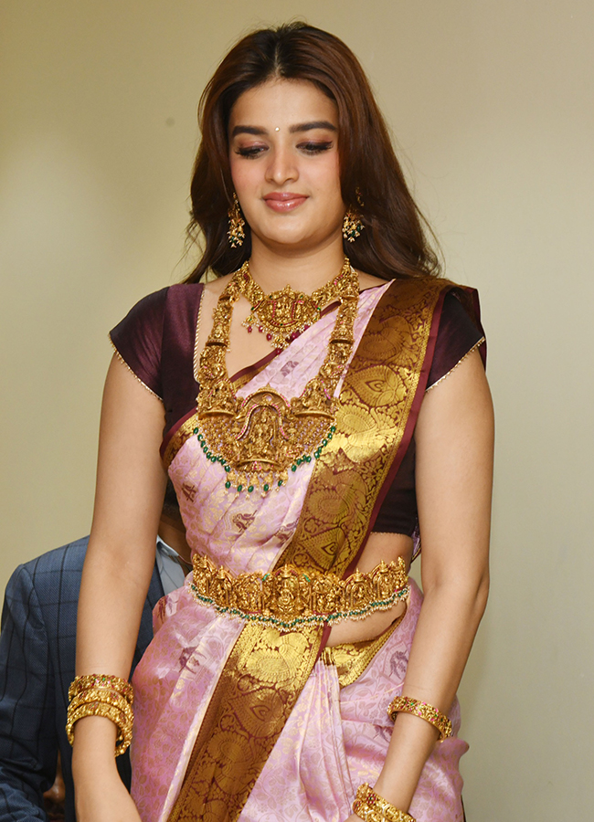 Actress Nidhhi Agerwal at Nellore Viral Photos12