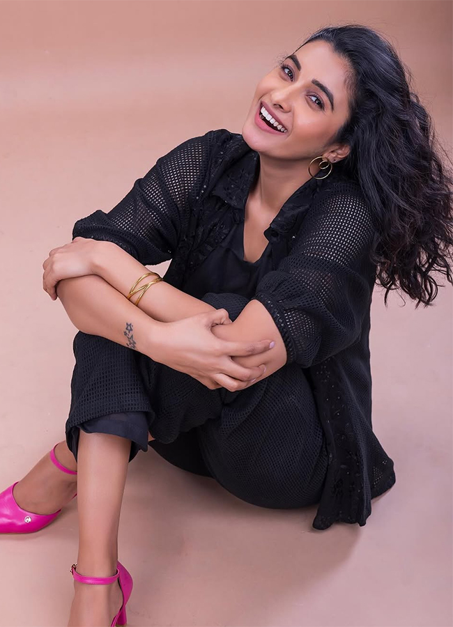 Actress Priya Bhavani Shankar In Irumudi Movie HD Photos14