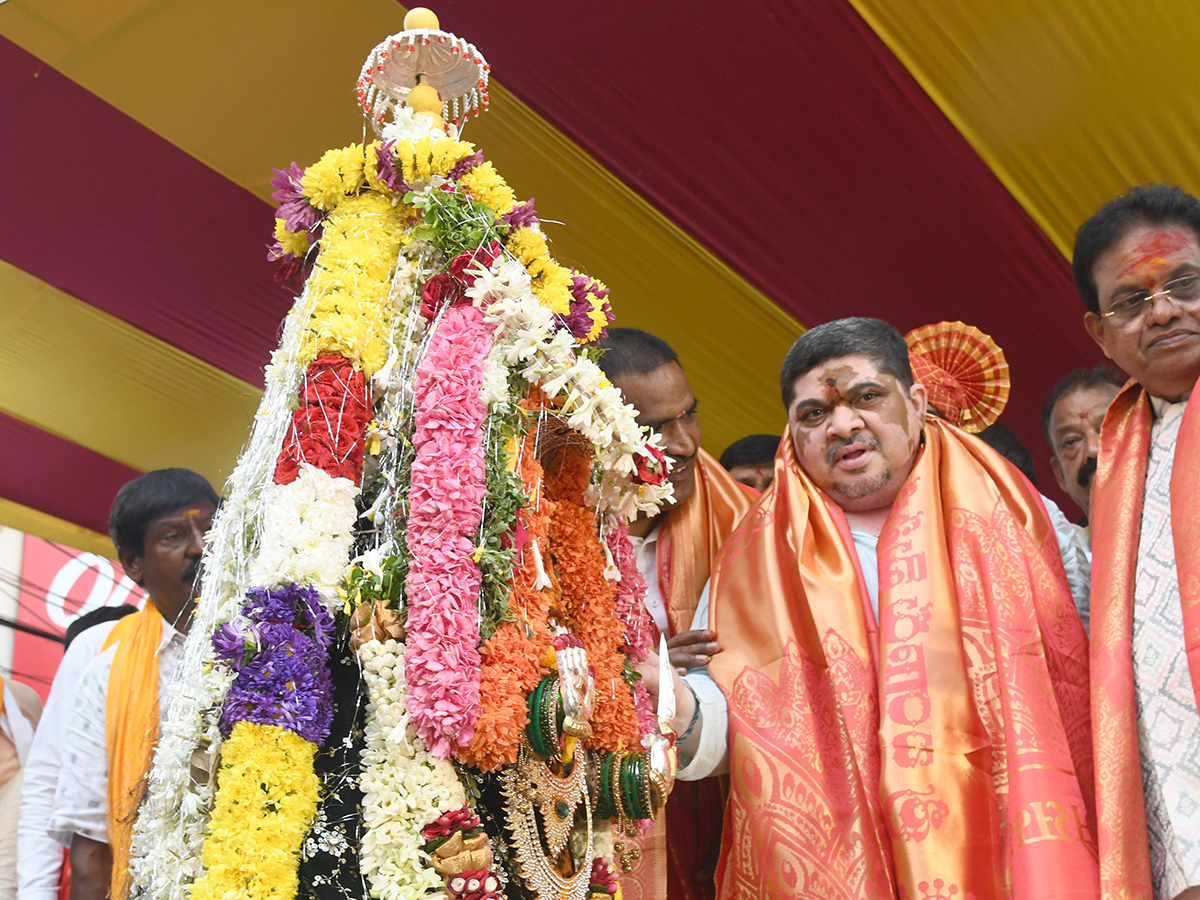 Ashadam Bonalu 2026 Festival in Hyderabad Photos10