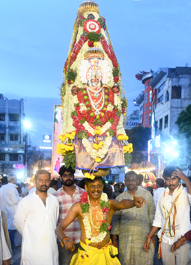Ashadam Bonalu 2026 Festival in Hyderabad Photos15