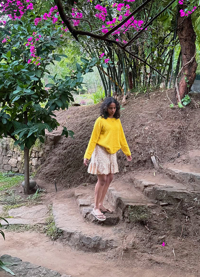 Premam Heroine Enjoys Nature Getaway with Her Sister Photos9