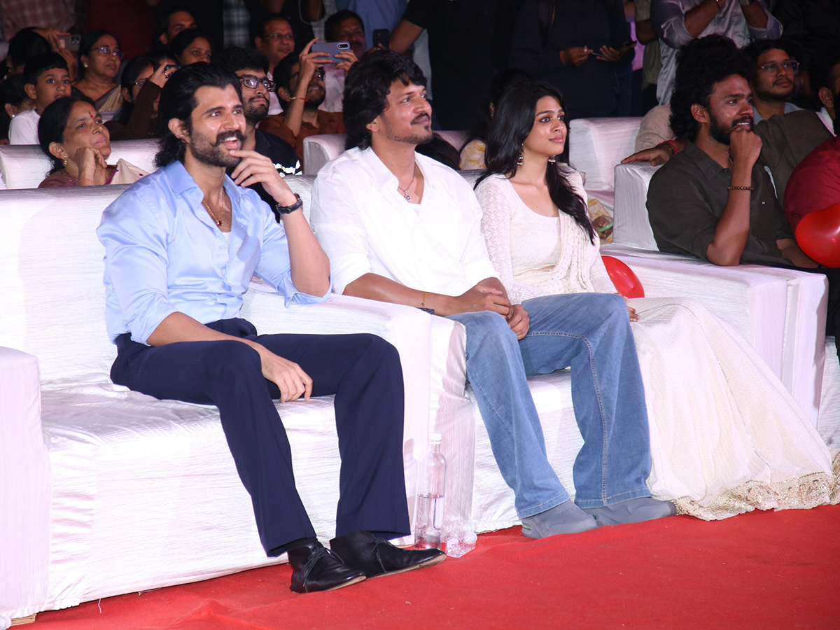 Romanchakam Movie Pre-Release Event Photo Gallery27