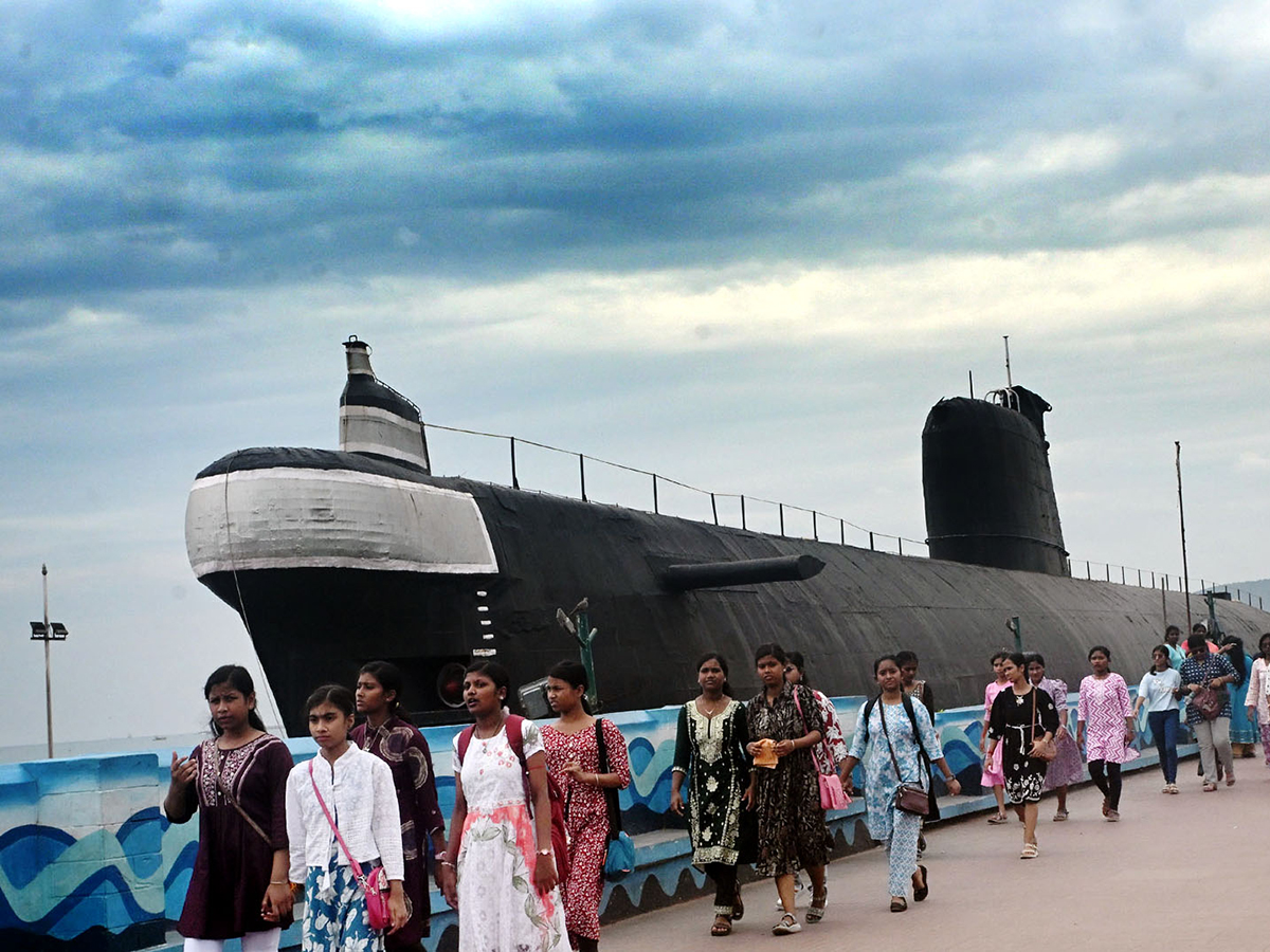 Visakhapatnam Beach Sunday Special Photos18