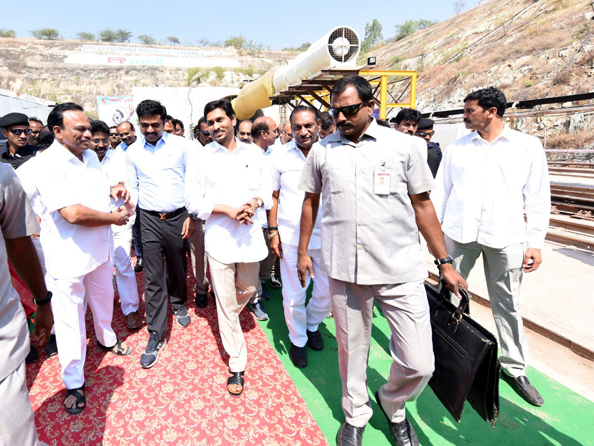 YS Jagan launches Veligonda tunnels in Prakasam district14