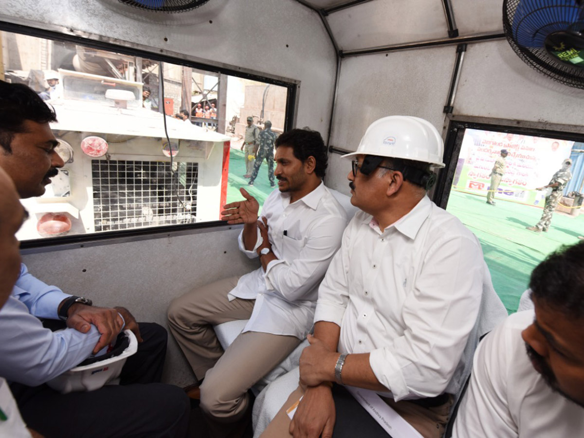 YS Jagan launches Veligonda tunnels in Prakasam district20
