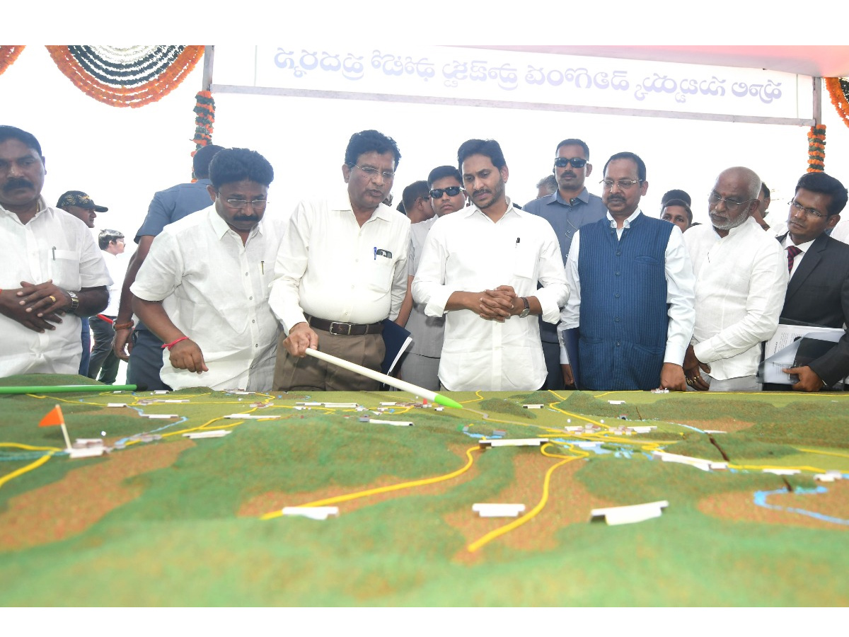 YS Jagan launches Veligonda tunnels in Prakasam district23