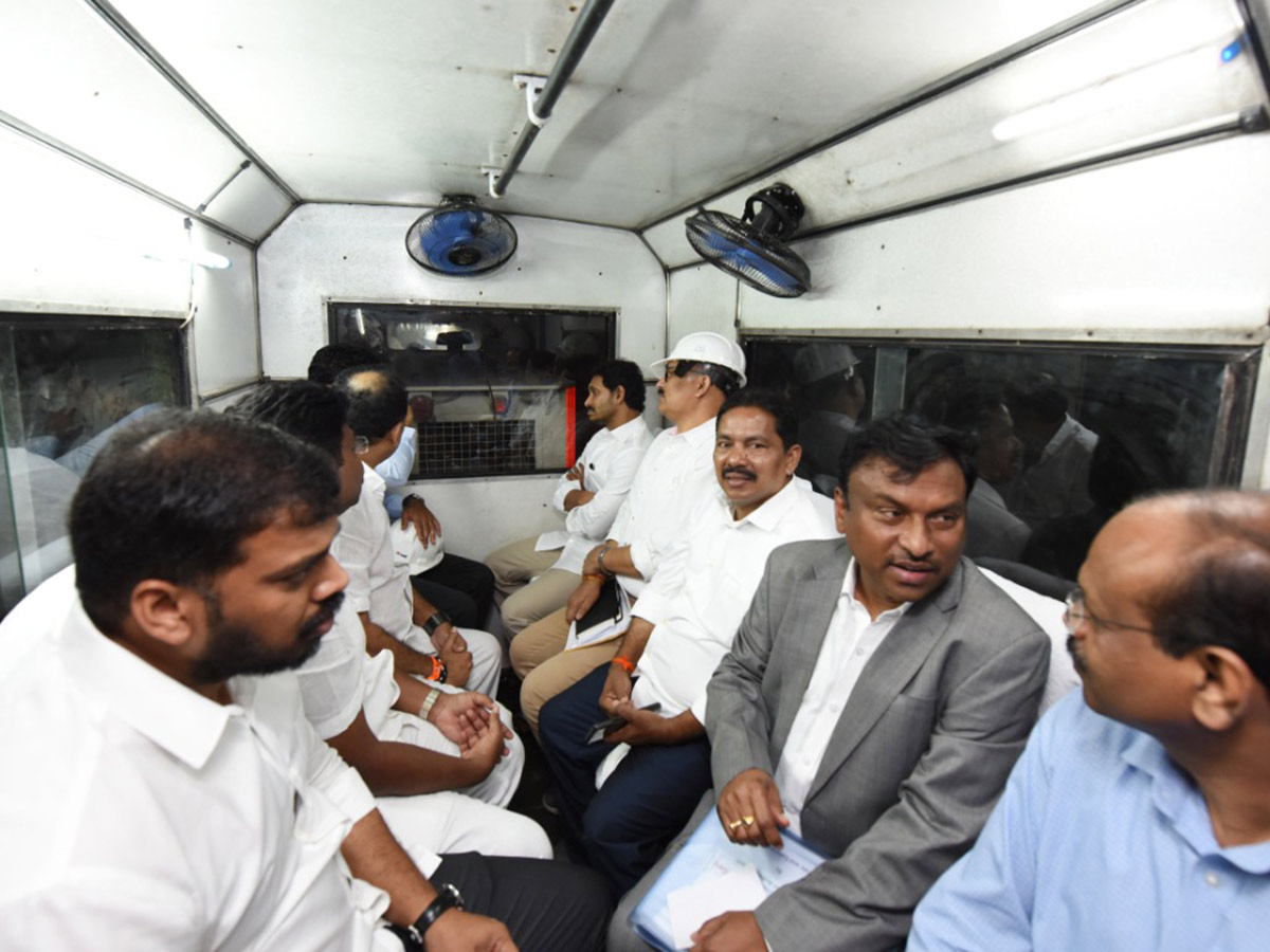 YS Jagan launches Veligonda tunnels in Prakasam district9