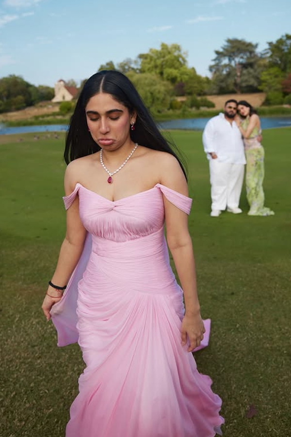 Actress Jhanvi kapoor latest Stunning Photos10