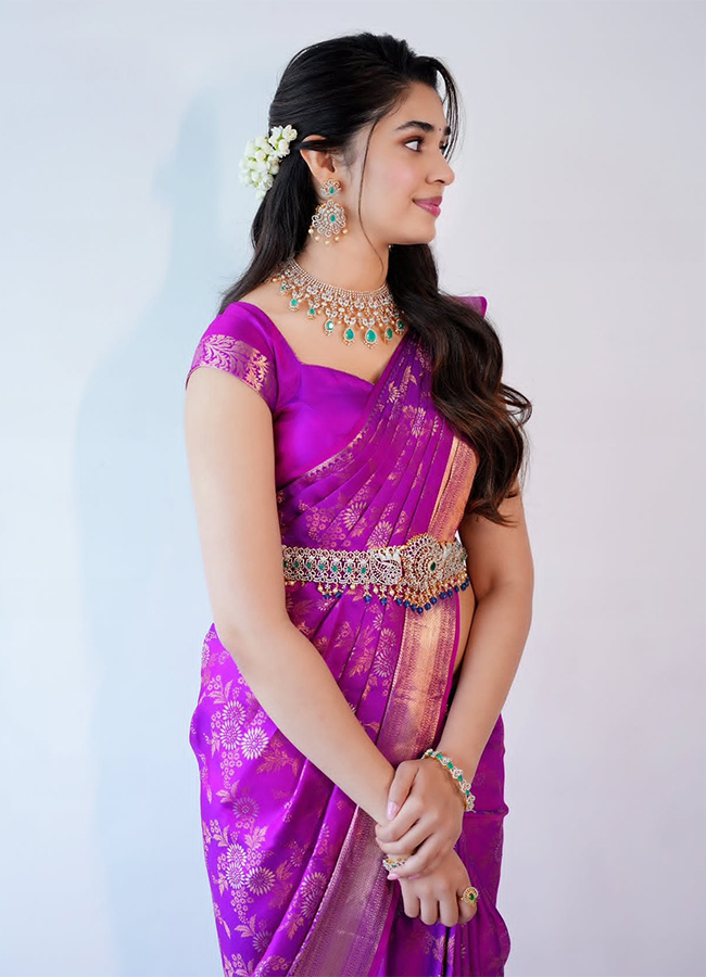 Krithi Shetty Shopping Mall Grand Opening in Mancherial11