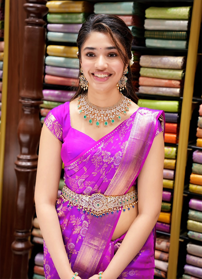 Krithi Shetty Shopping Mall Grand Opening in Mancherial5