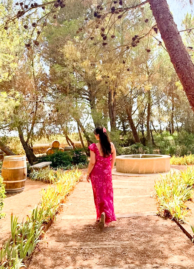 Sara Tendulkar Enjoys a Dream Vacation in Spain Photos10
