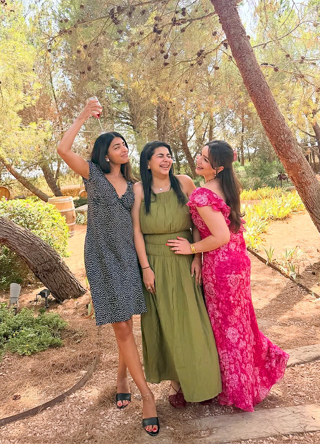Sara Tendulkar Enjoys a Dream Vacation in Spain Photos2