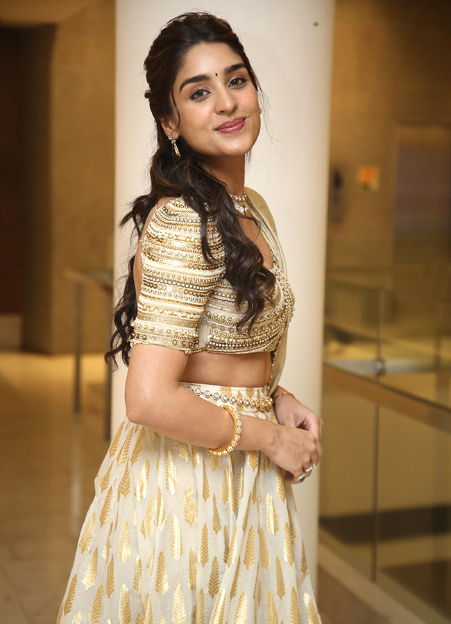 Tollywood Actress Yukti Thareja KJQ Movie Latest Photos Viral2