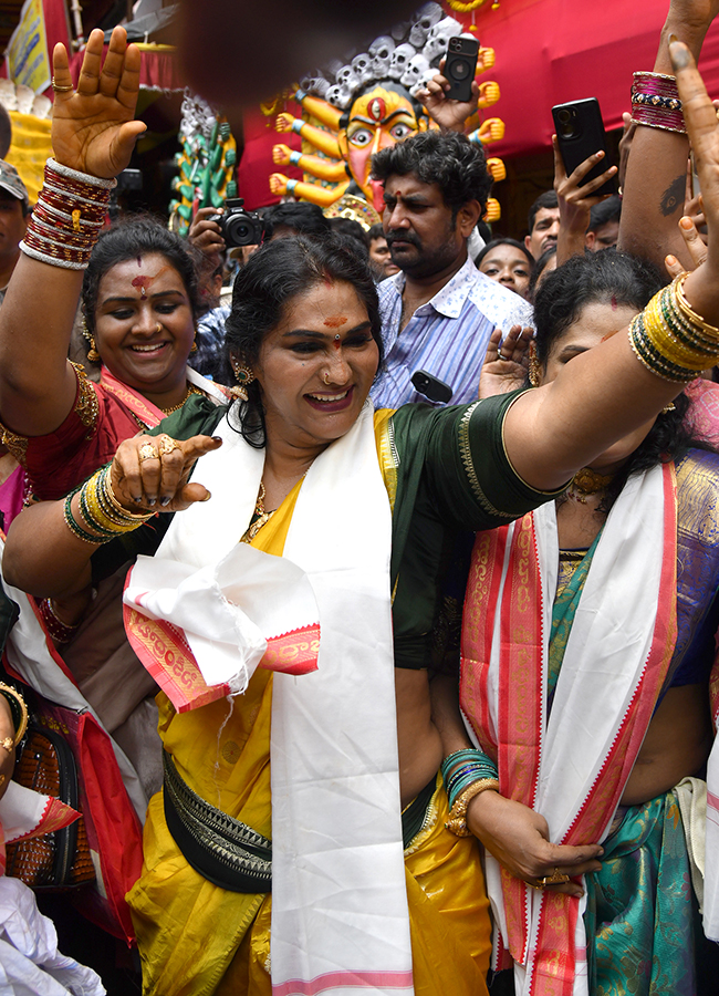 Ujjaini Mahankali Bonalu 2026 in Secunderabad HD Photos21