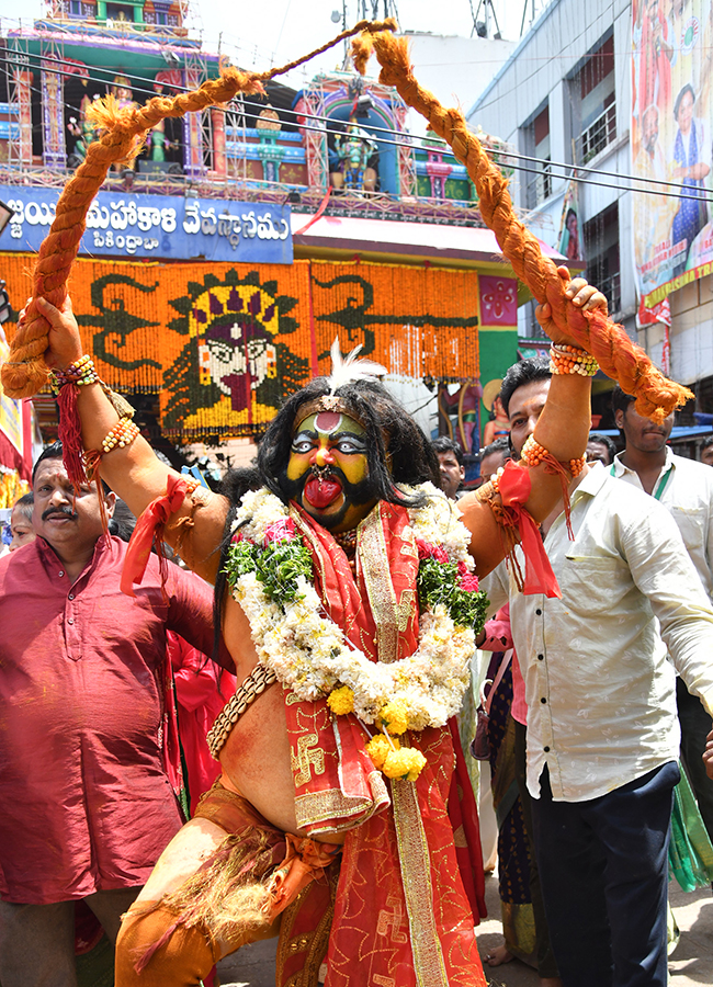Ujjaini Mahankali Bonalu 2026 in Secunderabad HD Photos25