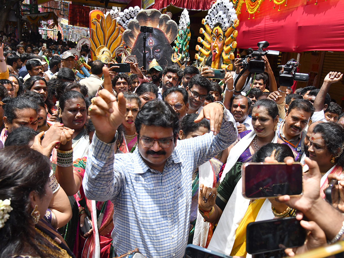 Ujjaini Mahankali Bonalu 2026 in Secunderabad HD Photos5