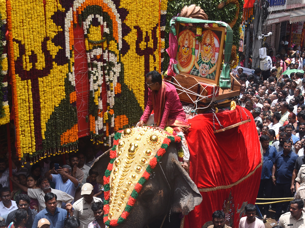Ujjaini Mahankali Bonalu 2026 in Secunderabad HD Photos7