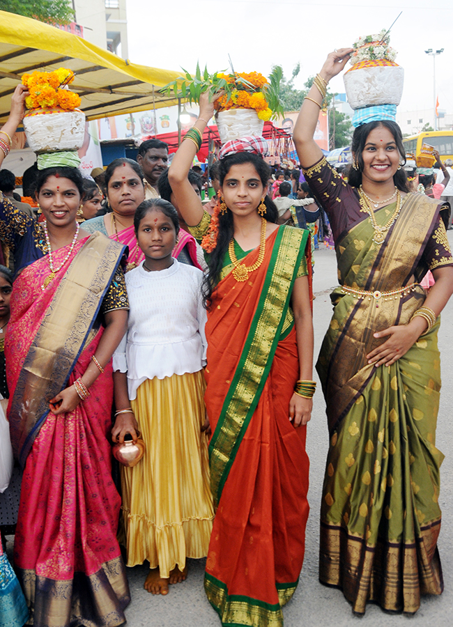 Bonalu 2026 Celebrations Mahbubnagar Telangana13