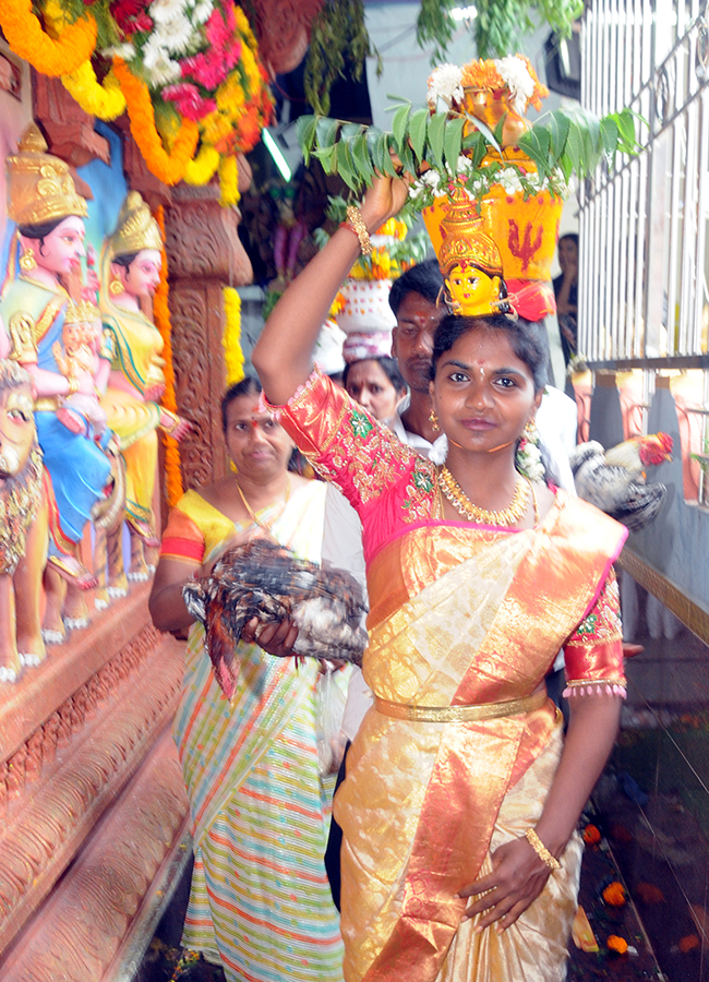 Bonalu 2026 Celebrations Mahbubnagar Telangana14