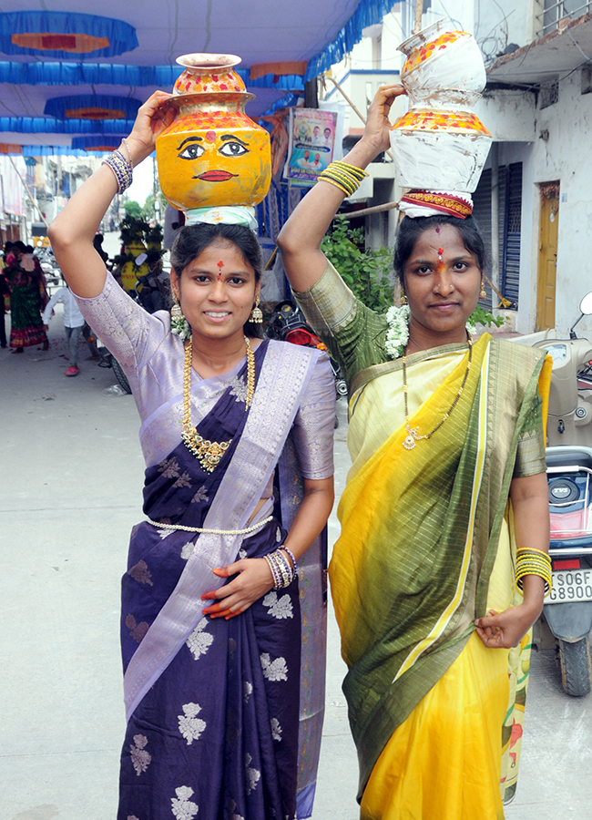Bonalu 2026 Celebrations Mahbubnagar Telangana16