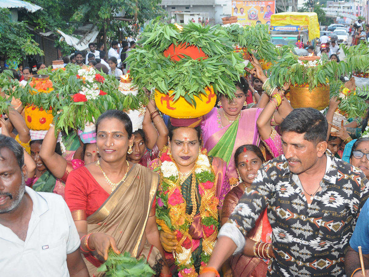 Bonalu 2026 Celebrations Mahbubnagar Telangana25