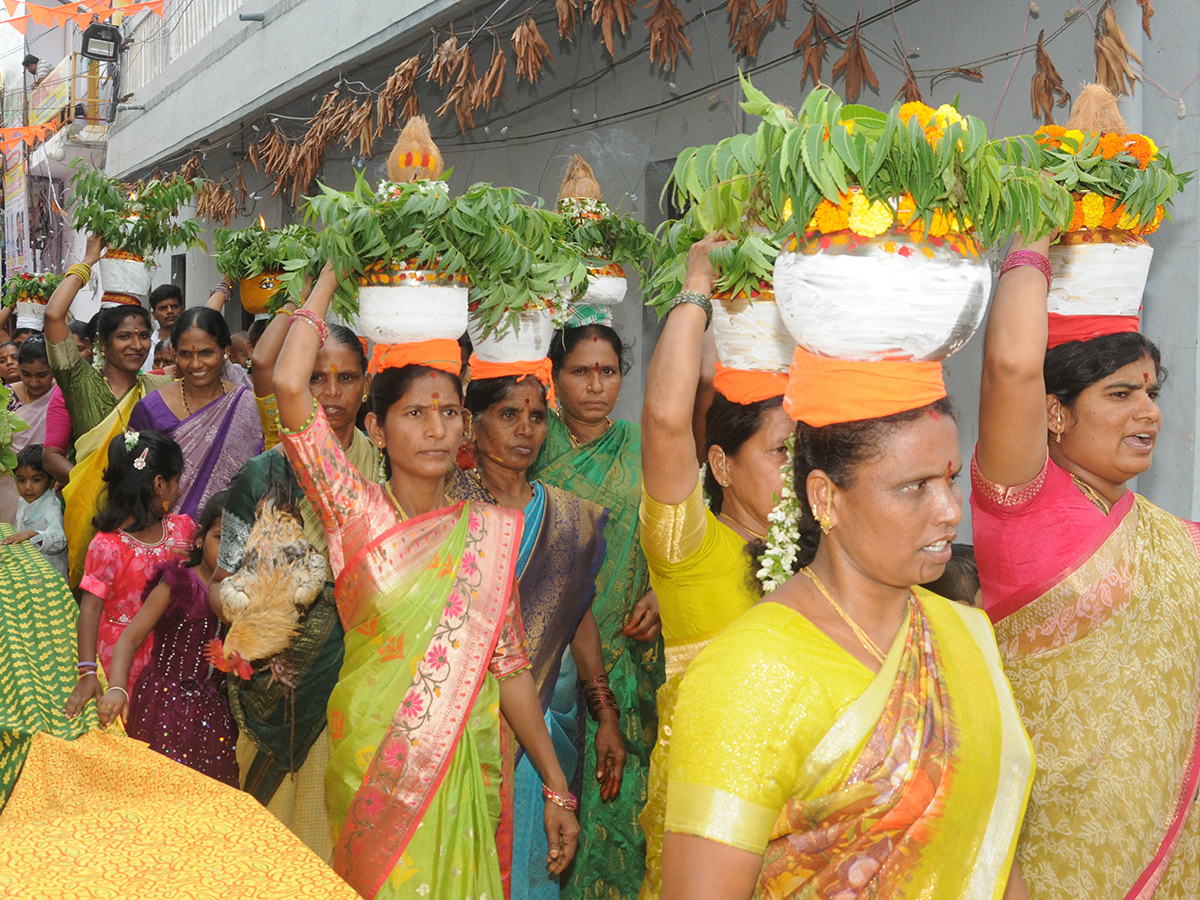 Bonalu 2026 Celebrations Mahbubnagar Telangana26
