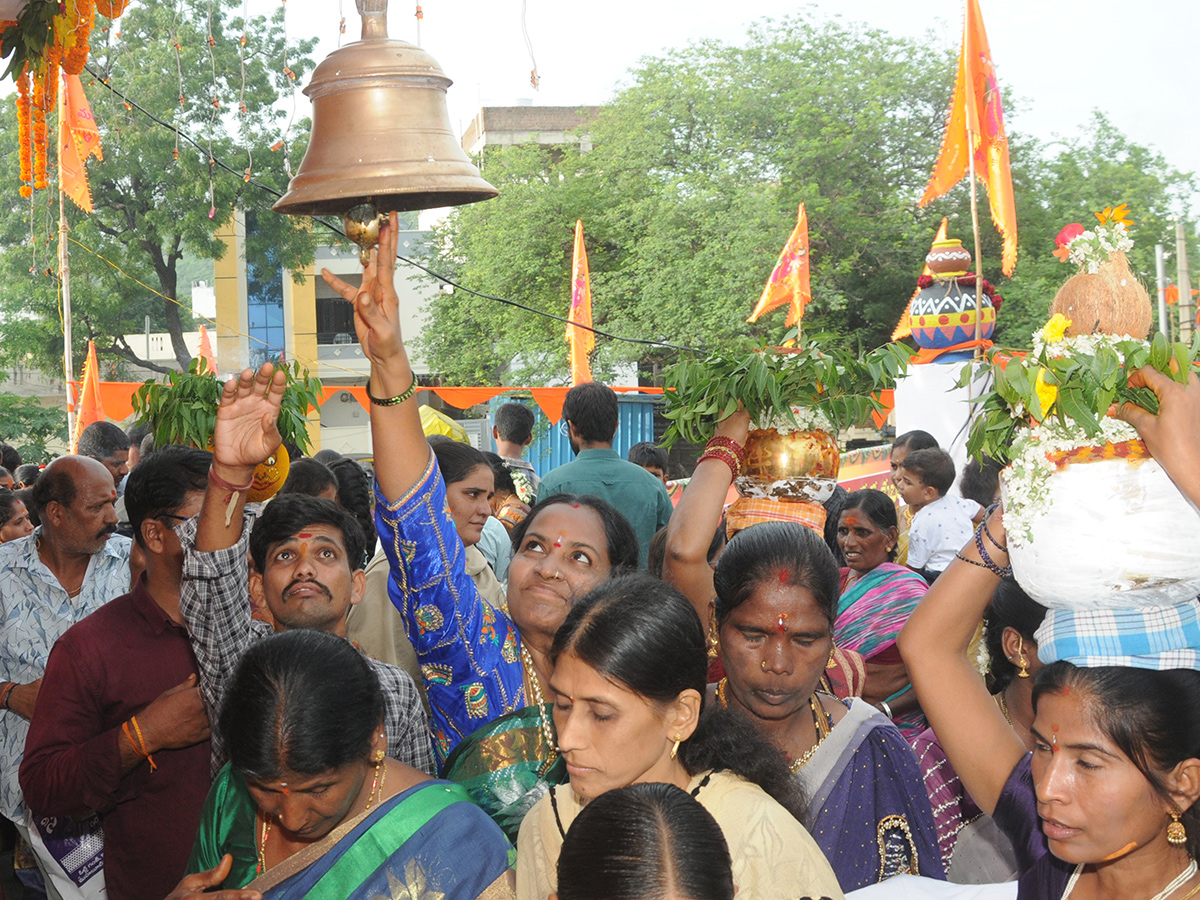 Bonalu 2026 Celebrations Mahbubnagar Telangana6