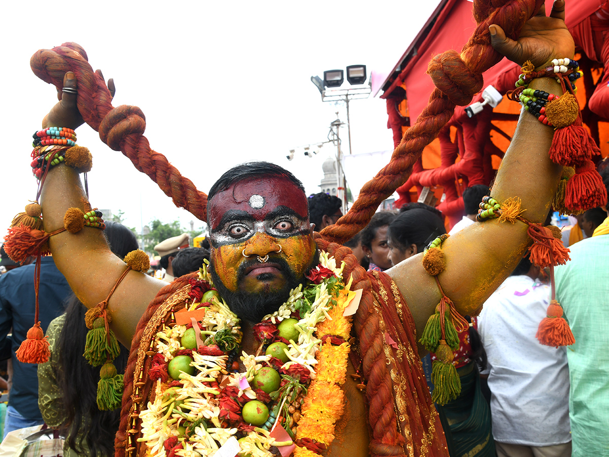 Charminar Bonalu Celebrations At Bhagyalakshmi Temple5