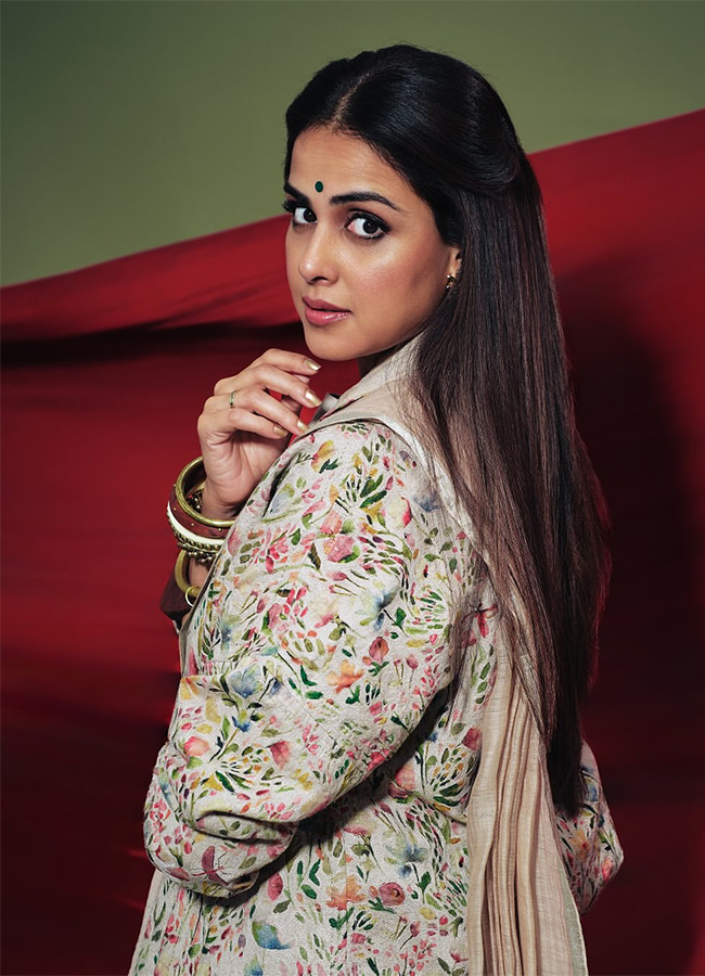 Indian Actress Genelia Birthday Photos16