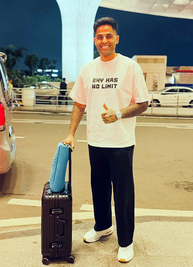 Team India Star Suryakumar Yadav Enjoys Vacation Photos5
