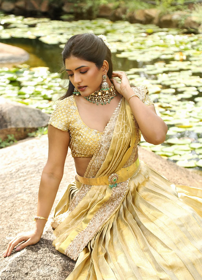 Tollywood Actress Eesha Rebba Latest Photos Viral2