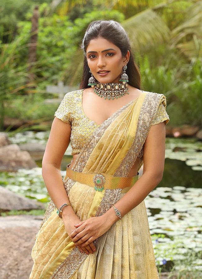 Tollywood Actress Eesha Rebba Latest Photos Viral3