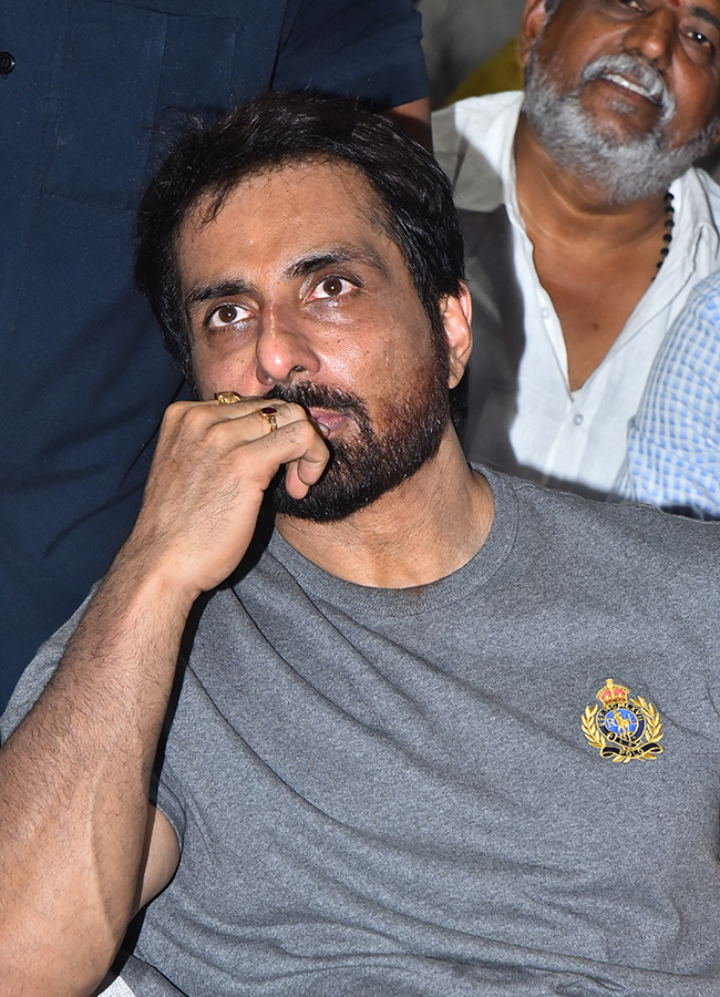Anakapalli Movie Pre Release Event HD Photos12
