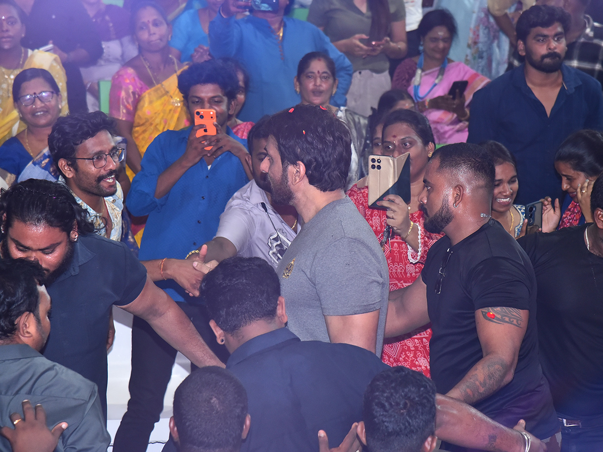 Anakapalli Movie Pre Release Event HD Photos5