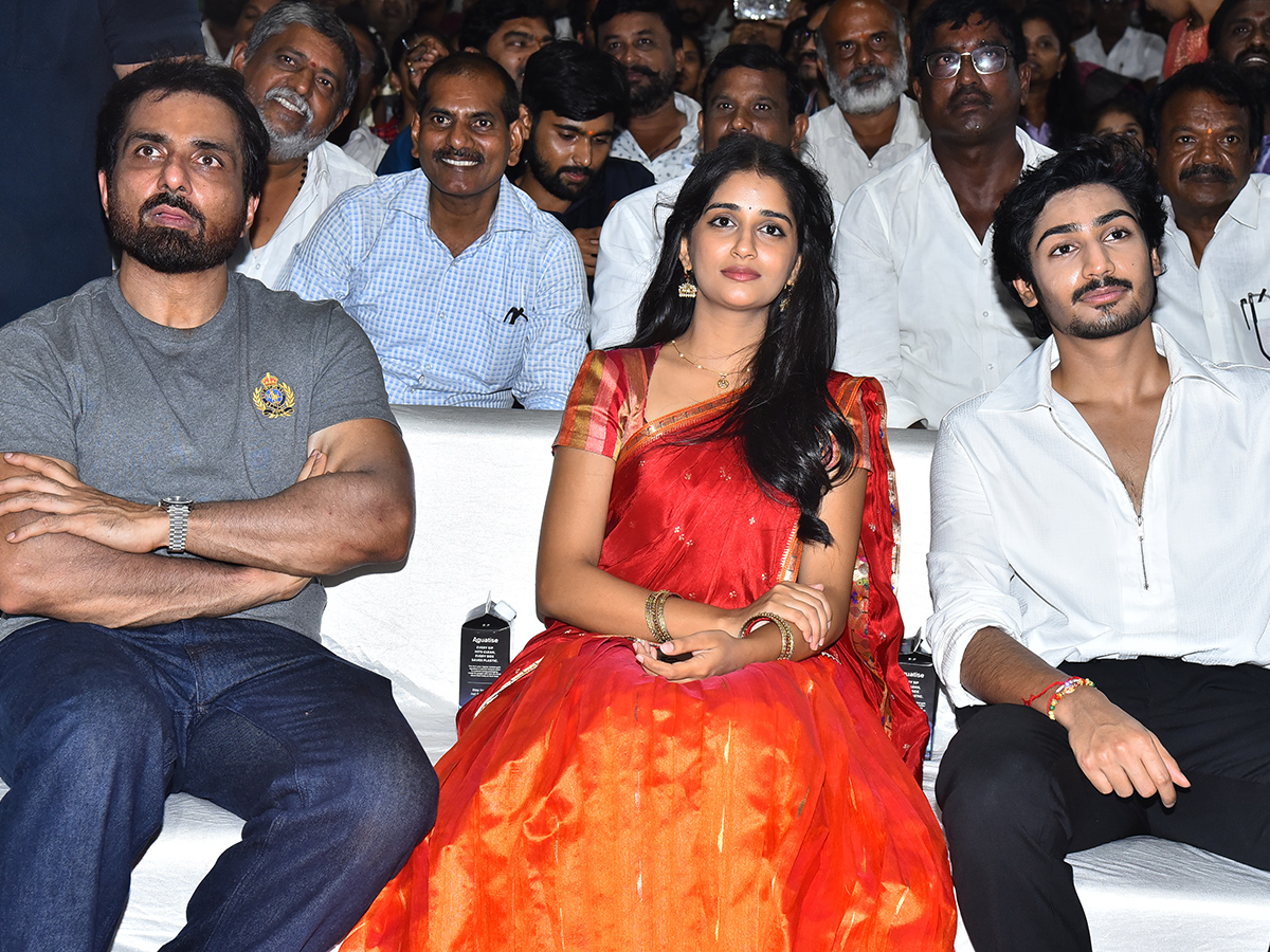 Anakapalli Movie Pre Release Event HD Photos7