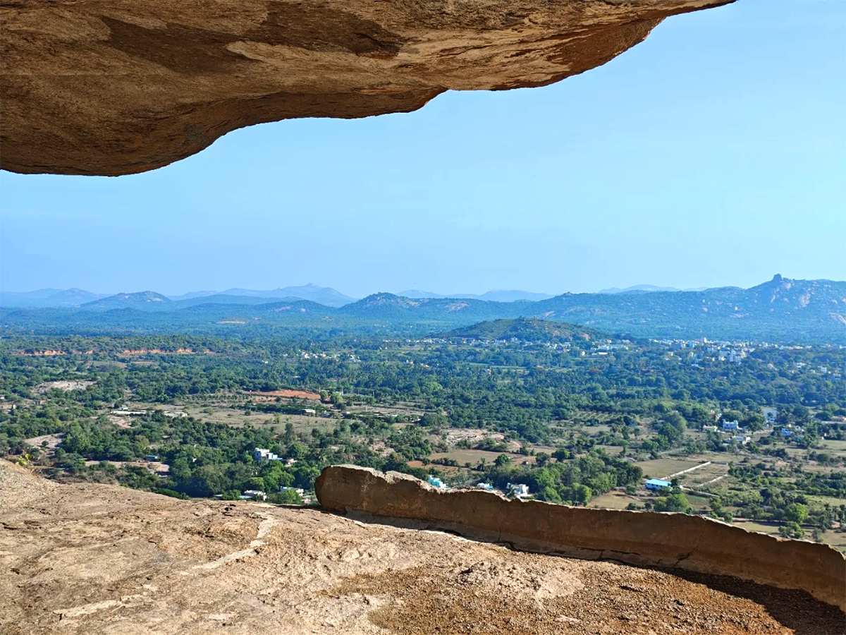 Puligundu Rock Mountain in Gudyanam Palli, Andhra Pradesh: Photos11