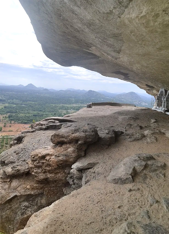 Puligundu Rock Mountain in Gudyanam Palli, Andhra Pradesh: Photos20