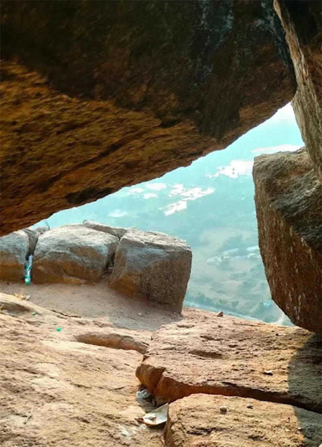 Puligundu Rock Mountain in Gudyanam Palli, Andhra Pradesh: Photos23