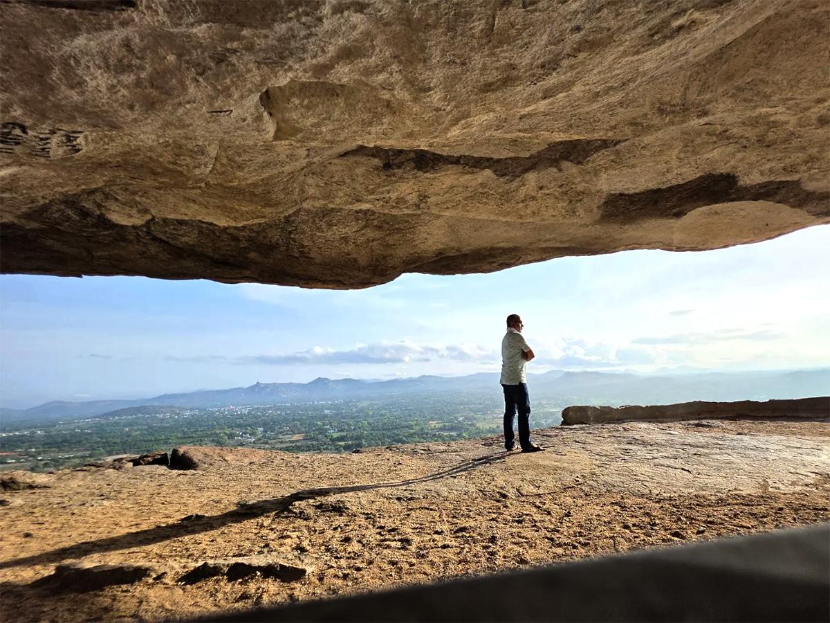 Puligundu Rock Mountain in Gudyanam Palli, Andhra Pradesh: Photos25
