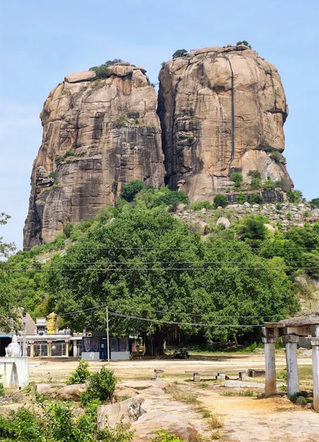 Puligundu Rock Mountain in Gudyanam Palli, Andhra Pradesh: Photos3
